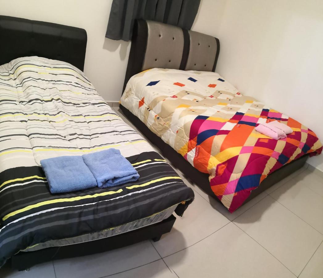 Mcz Homestay Ipoh Town 2Room 7Pax Free Wifi Exterior foto